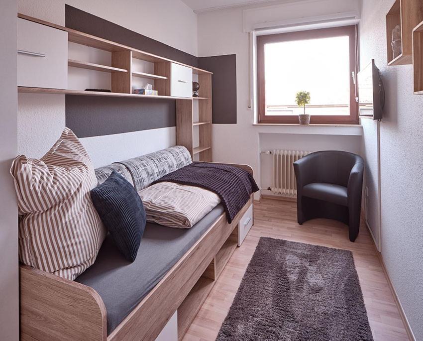 Appartement Katarinas House Mit 2 Stilvoll, Gemuetlich & Zentral Boxspringbett, Parkplatz, Balkon Oder Garten *