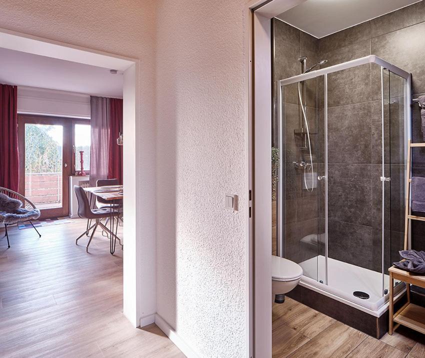 Katarinas House Mit 2 Stilvoll, Gemuetlich & Zentral Boxspringbett, Parkplatz, Balkon Oder Garten * Moers