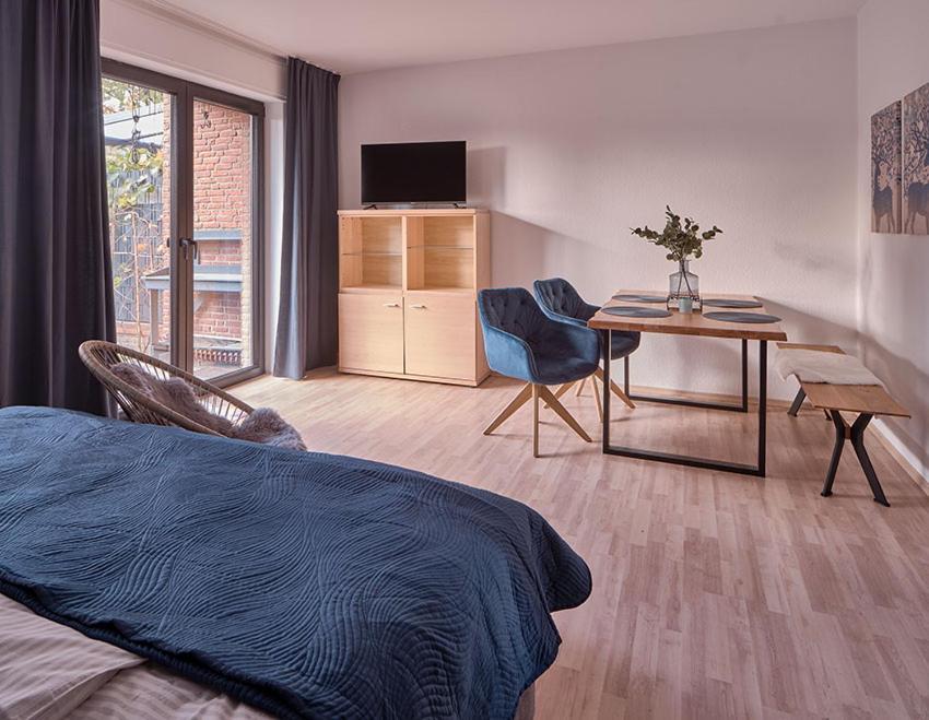 Katarinas House Mit 2 Stilvoll, Gemuetlich & Zentral Boxspringbett, Parkplatz, Balkon Oder Garten Appartement