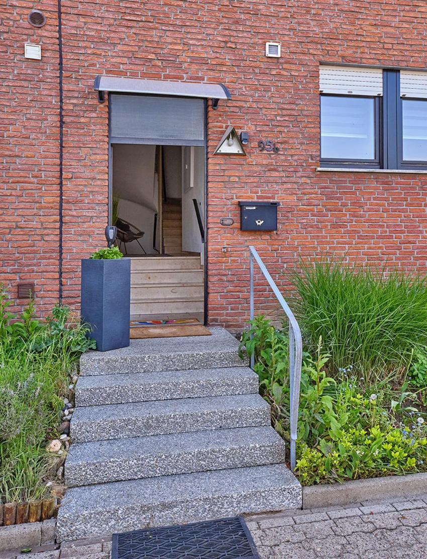 Katarinas House Mit 2 Stilvoll, Gemuetlich & Zentral Boxspringbett, Parkplatz, Balkon Oder Garten * Moers